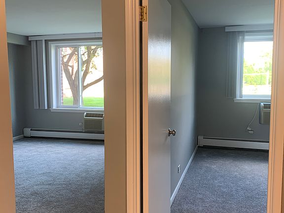 5th image of 1375 Rebecca Dr APT 106