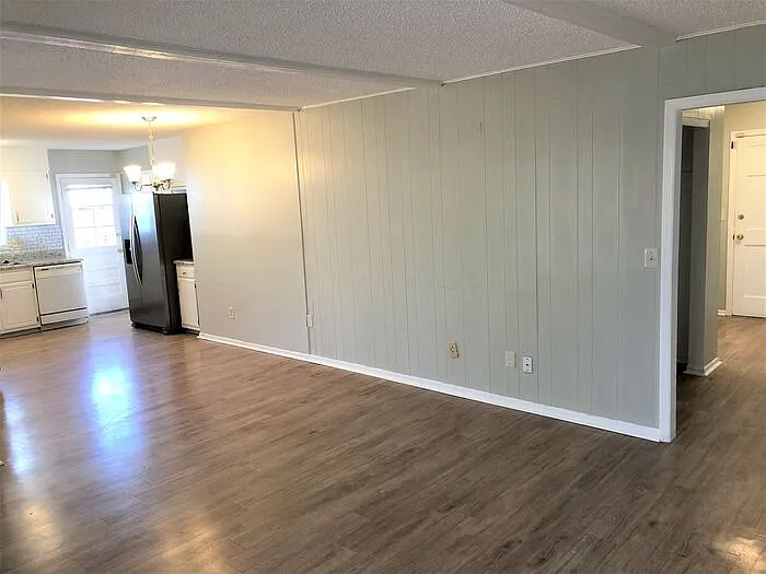 2900 Glen Hollow Rd — Photo 9