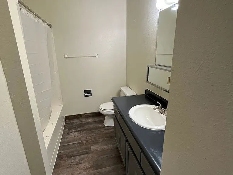 333 W Interstate Ave — Photo 10