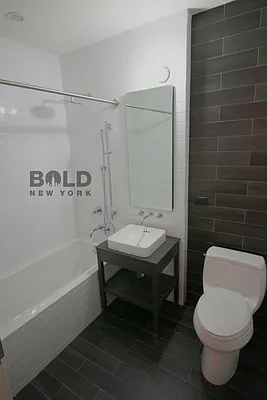Rented by Bold New York | media 94
