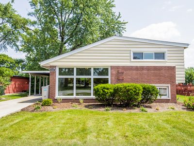 9355 Osceola Ave, Morton Grove, IL, 60053