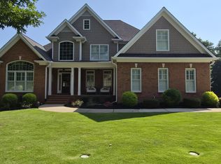 2190 Wade Dr, Bogart, GA 30622