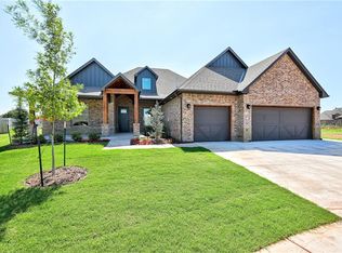 13300 NW 7th Ct, Yukon, OK 73099