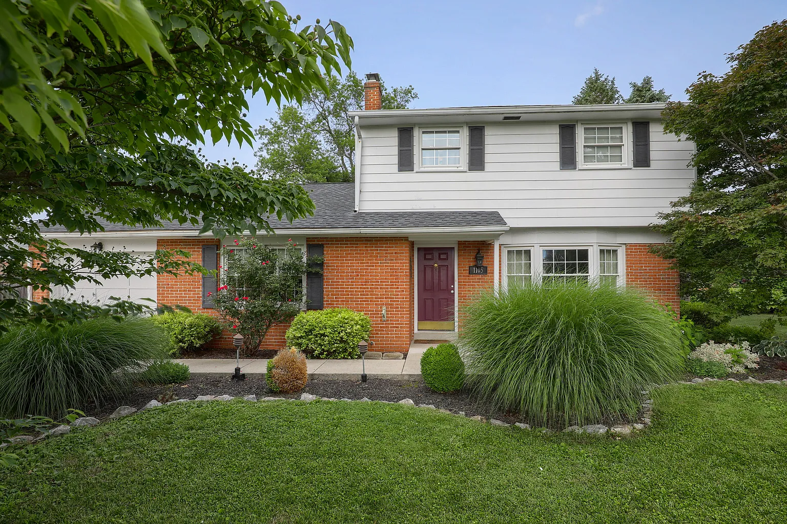 1105 Devonshire Rd photo 1