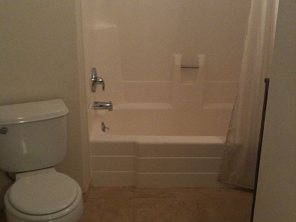 5th image of 5137 Carmel Ave