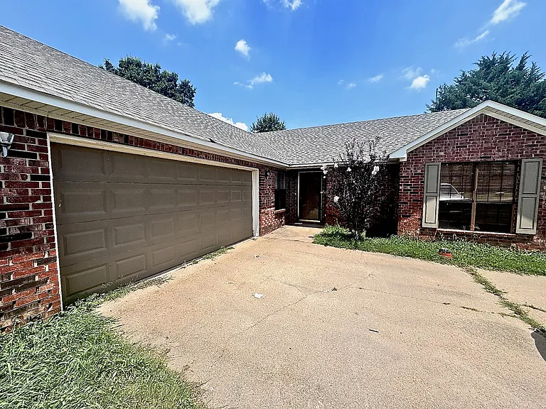5502 Caribbean Pl — Photo 1