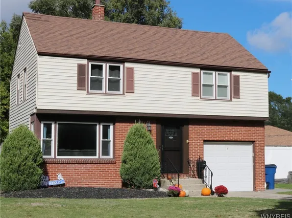 64 Gresham Dr, Amherst, NY 14226