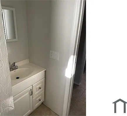 616 Bowman Ave #616 — Photo 5