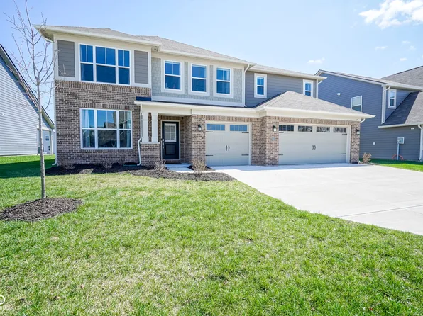 2237 S Copperstone Dr, New Palestine, IN 46163