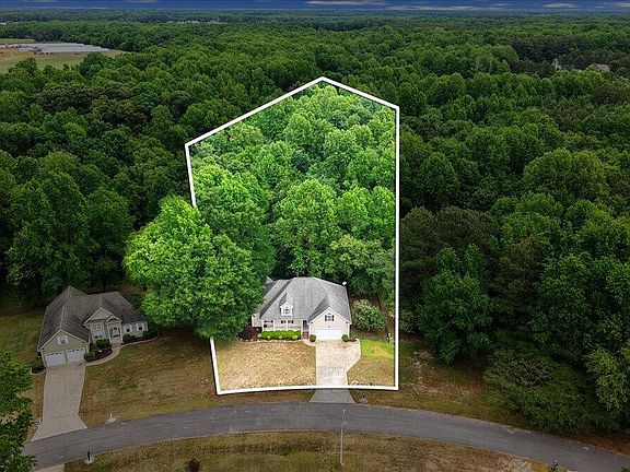 2nd image of 505 Johnson Branch Road