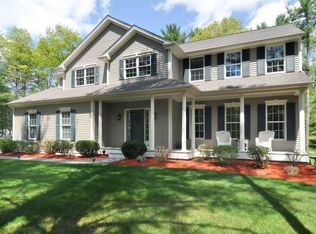 1 Gentry Farm Dr, Coventry, RI 02816