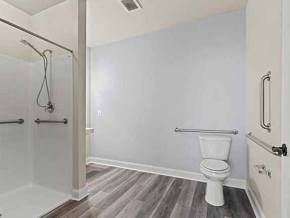 4th image of 45 E 7th Ave APT 105