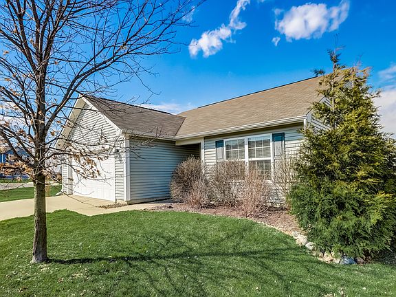 3rd image of 509 Foliage Ln