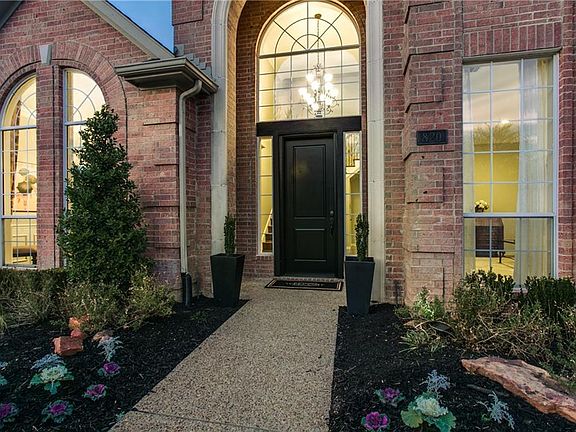 4th image of 820 Parkdale Dr