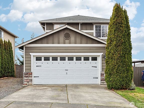 2nd image of 1104 73rd Drive SE