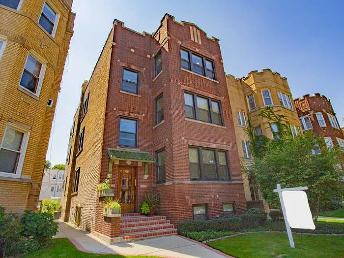 2721 W Winnemac Ave #2 — Photo 3