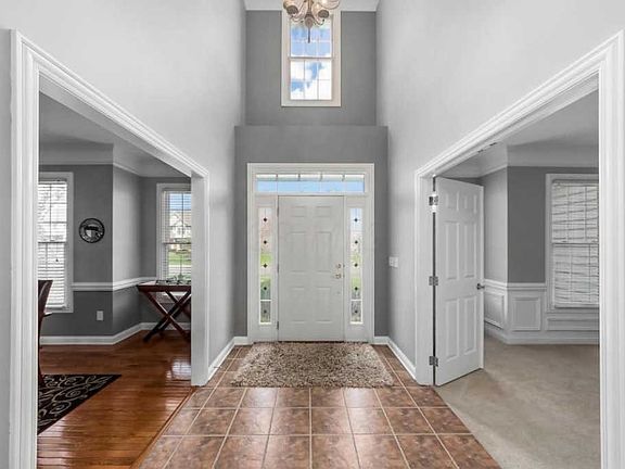 2nd image of 6023 Medallion Dr W