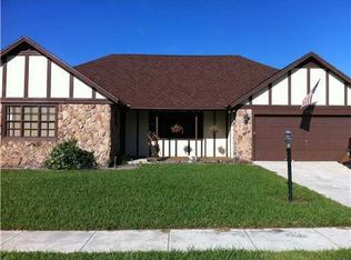 116 Valencia St, Royal Palm Beach, FL 33411