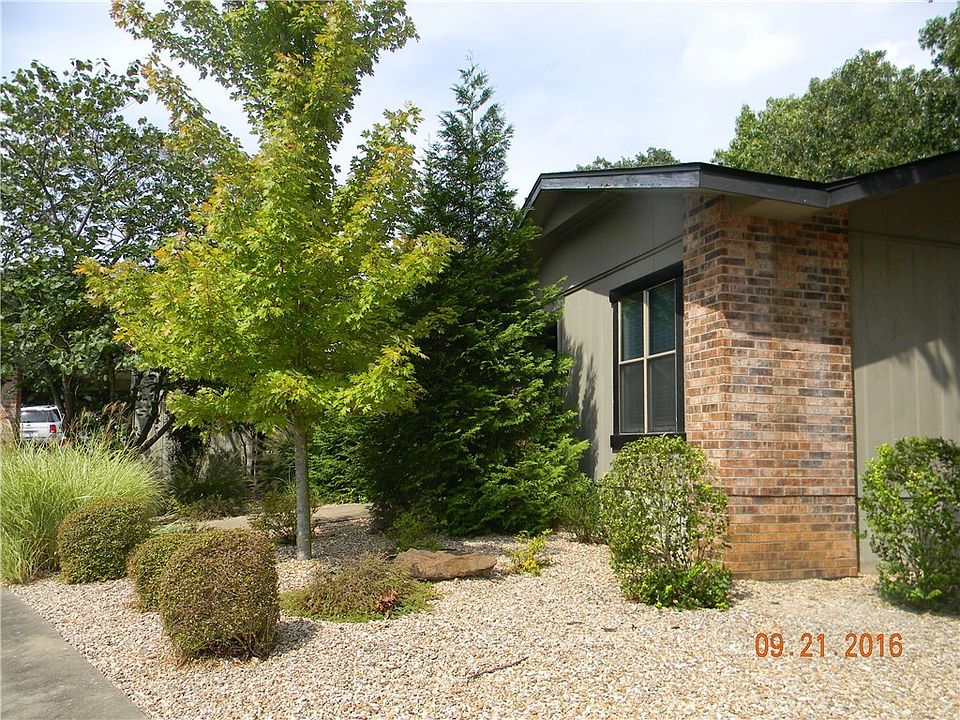 1st image of 512 Carroll Dr