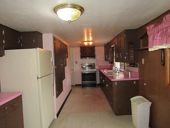 3rd image of 510 N Lakeview Ave