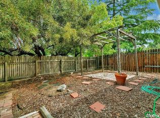 2410 Loyola Dr, Davis, CA 95618