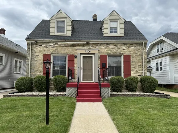 2806 Charles STREET, Racine, WI 53402