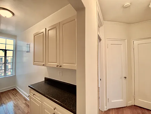 Rented by Sovereign Associates | media 6