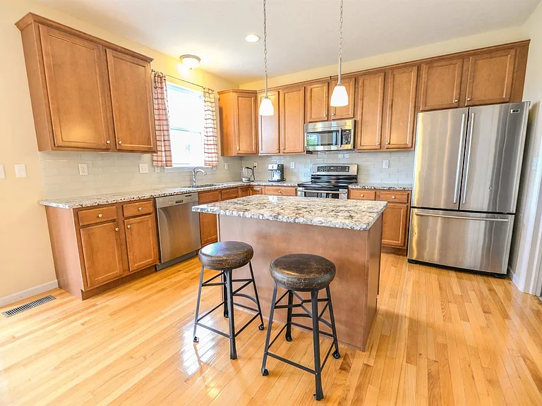 4222 Lighthouse Ln — Photo 2