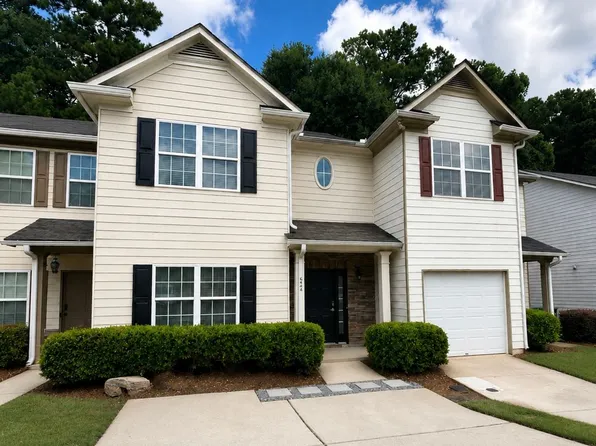 6944 Rogers Point, Lithonia, GA 30058