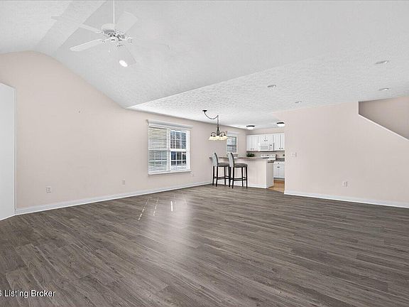 5th image of 3925 Hillcross Dr