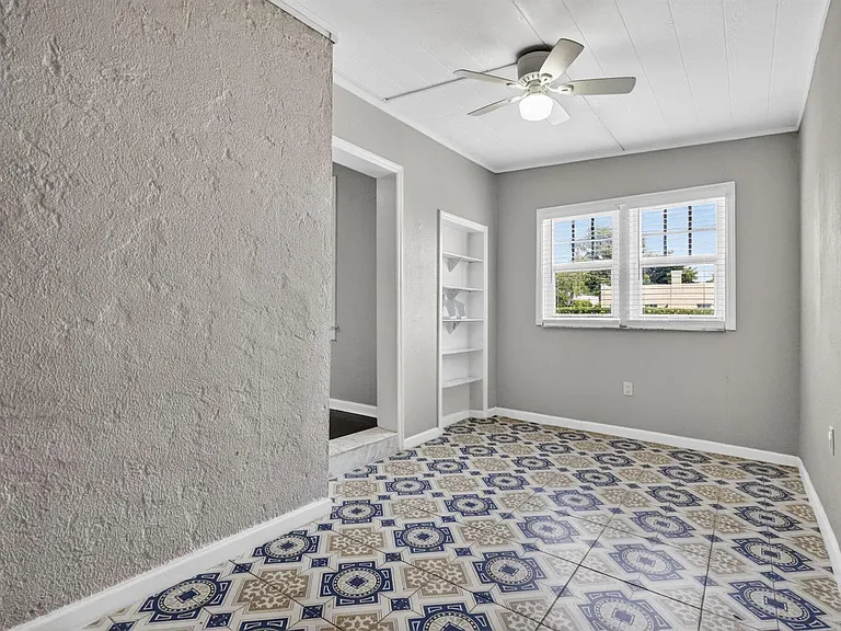 412 El Prado — Photo 11