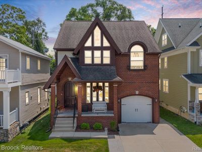 706 Chambers St, Royal Oak, MI, 48067
