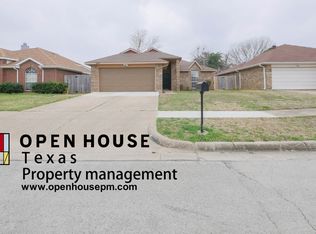 400 Valley Mills Dr, Arlington, TX 76018