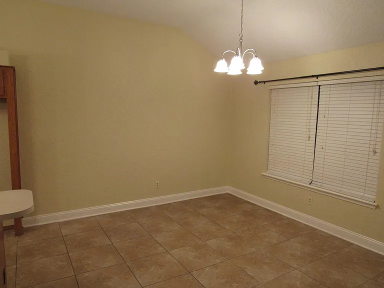 1809 Pinnacle Ln — Photo 12