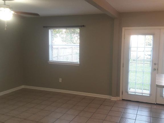 2nd image of 201 Teague St APT 11