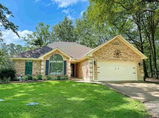 414 Winding Ln, Mount Vernon, TX 75457