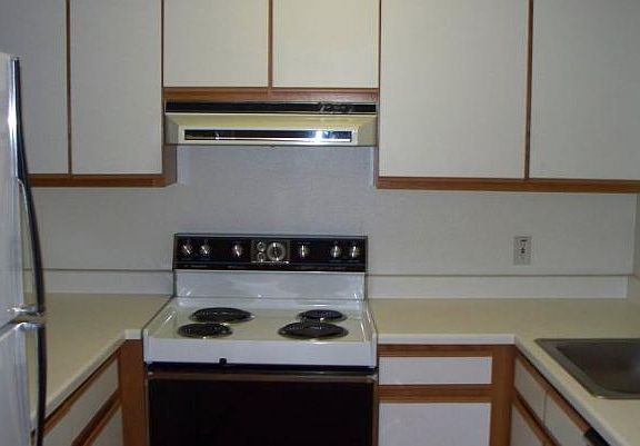 5th image of 1220 Hayes St APT 9