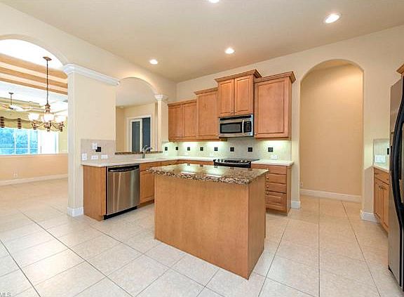 5th image of 9246 Troon Lakes Dr