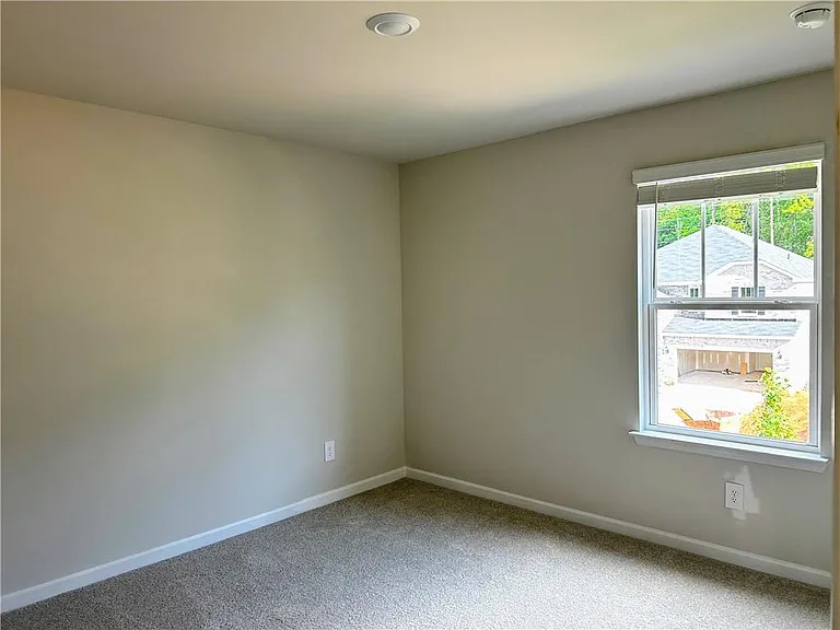 7798 Richmond Trl — Photo 12