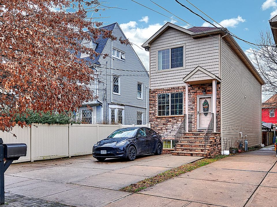 1st image of 116 Bement Ave
