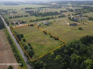 4000 Lovers Ln, Amherst, WI 54406