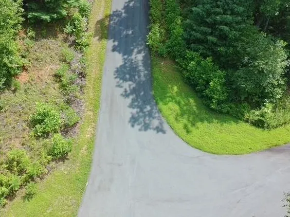 31 & 32 Wolf Pen Gap Rd, Hiawassee, GA 30546