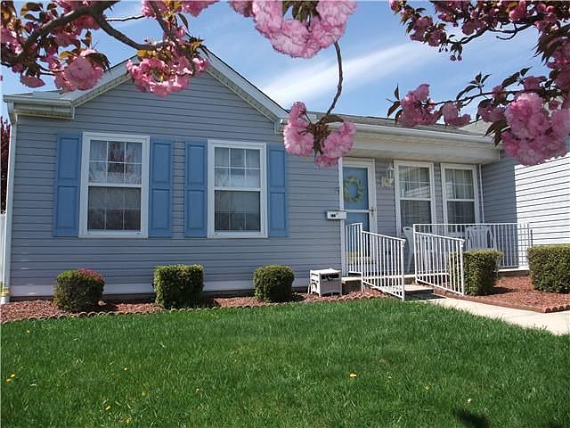 1st image of 512 Daniels Ct