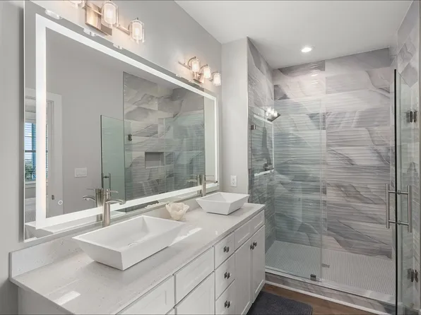 4131 Pointe West Dr Unit 203, Galveston, TX 77554