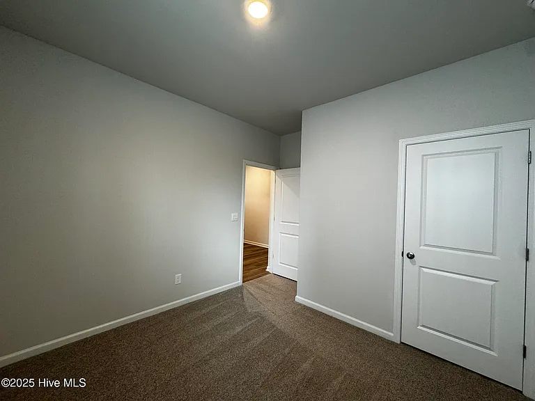 2084 Willowleaf Dr — Photo 5