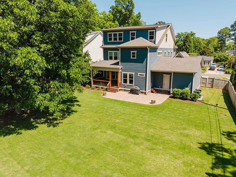 2852 Dorchester Pl — Photo 34