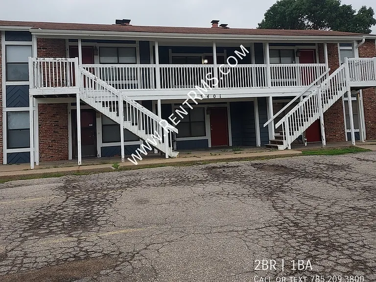 3401 SW Gage Blvd #A — Photo 1