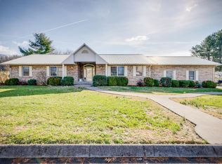 318 Ambrosia Dr, Kingsport, TN 37664