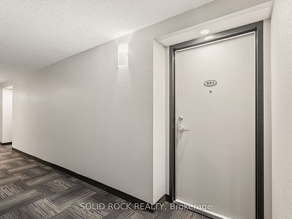4th image of 1440 Heron Rd #901