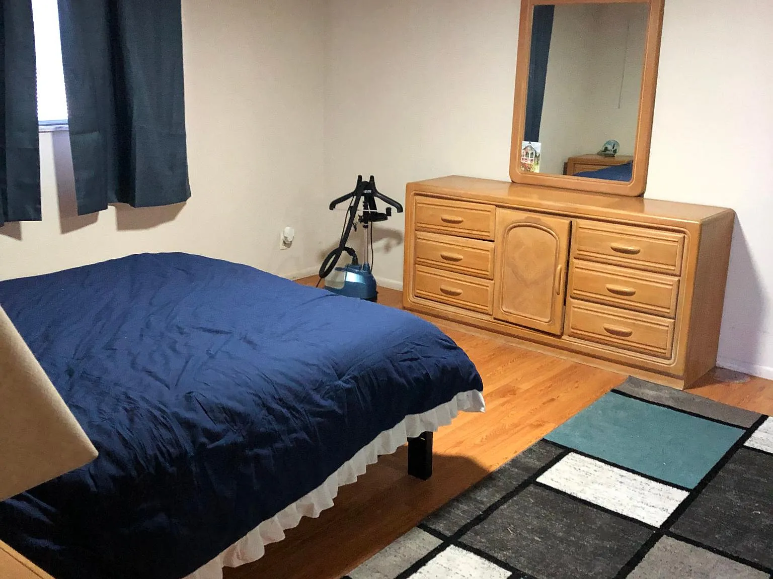 2 bed, 900 sqft, $1,500 — Photo 1